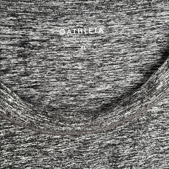 Athleta Uptempo Long Sleeve Heathered Black Gray Split Hemp Top Size XL - Picture 4 of 6